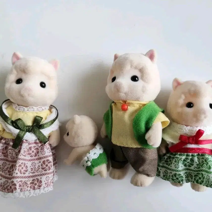 [BUNJANG] Sylvanian Families Alpaca Family Bundle Set / 실바니안 가족 알파카 일괄