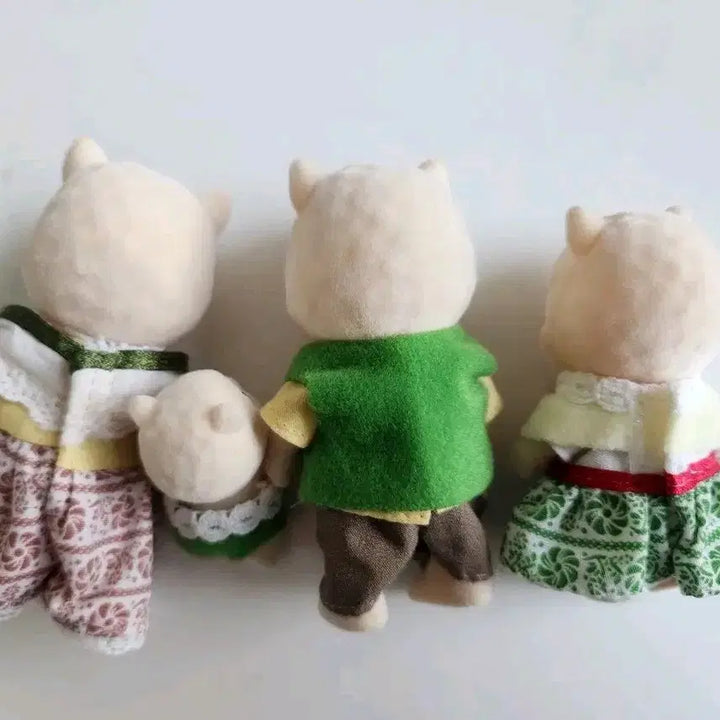 [BUNJANG] Sylvanian Families Alpaca Family Bundle Set / 실바니안 가족 알파카 일괄