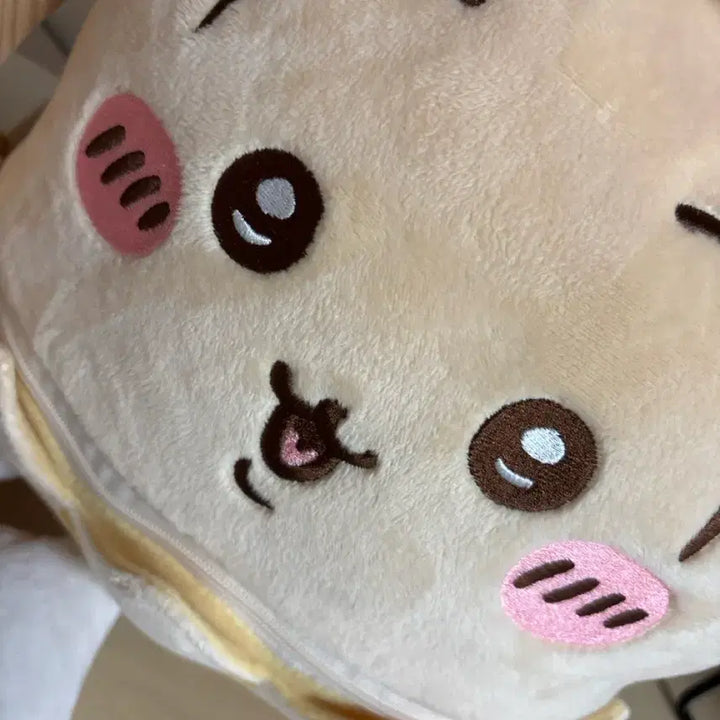 [BUNJANG] Chiikawa Usagi Egg Plush / 우사기 먼작귀 치이카와 인형 달걀