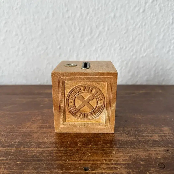 [BUNJANG] Raiffeisen Vintage Wood Coin Bank - Germany / 독일)빈티지 Raiffeisen 우드 저금통
