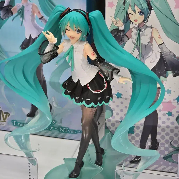 [BUNJANG] T-most Vocaloid Hatsune Miku Unsealed Figure / 현물 미개봉 보컬로이드 하츠네미쿠 T-most 피규어