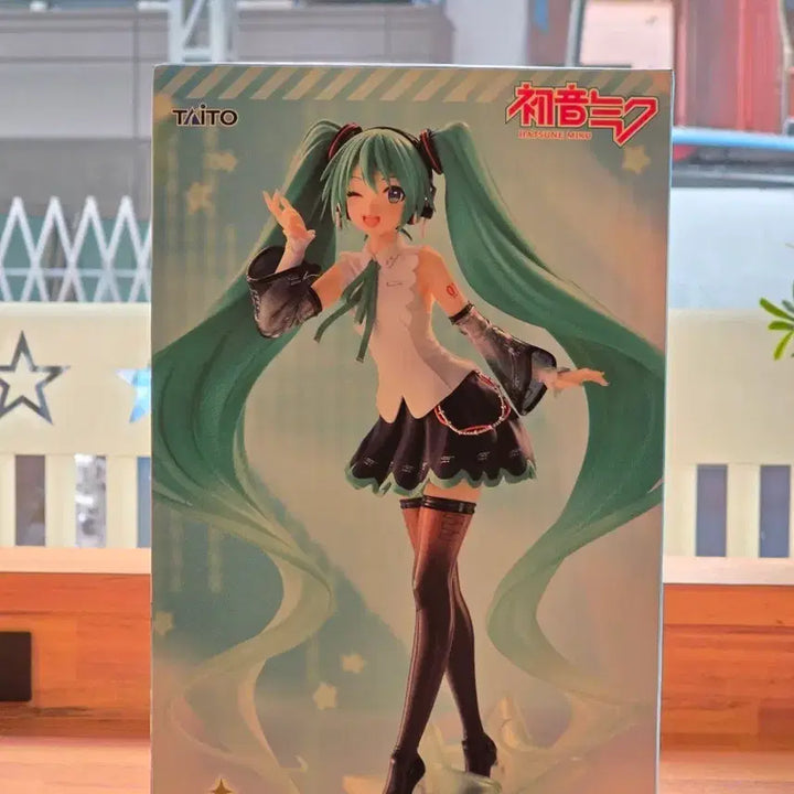 [BUNJANG] T-most Vocaloid Hatsune Miku Unsealed Figure / 현물 미개봉 보컬로이드 하츠네미쿠 T-most 피규어