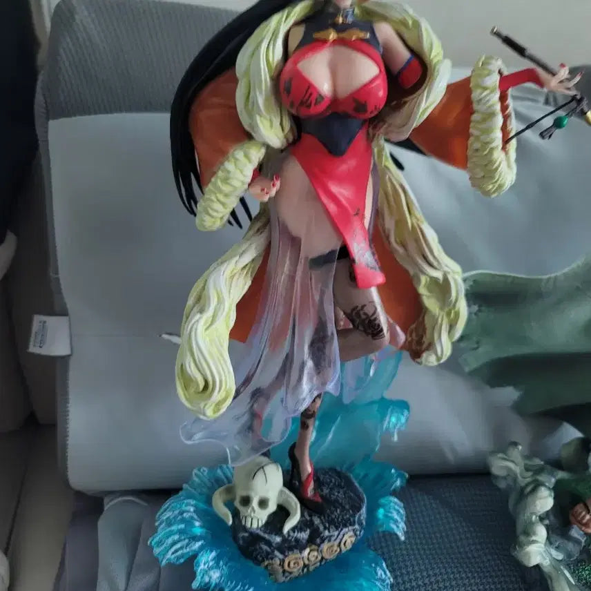 [BUNJANG] One Piece Silvers Rayleigh Figure / 원피스 피규어 ,실버즈 레일리 피규어
