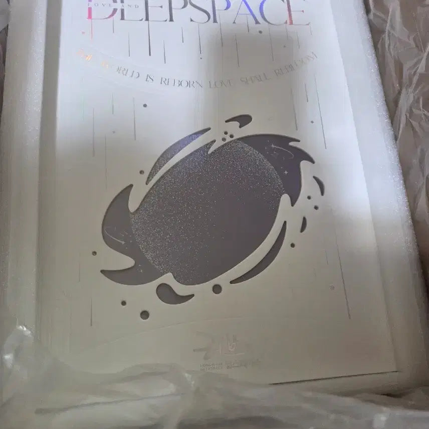 [BUNJANG] Love and Deepspace 2025 VIP Box Sealed / 러브앤딥스페이스 2025 vip박스 미개봉품
