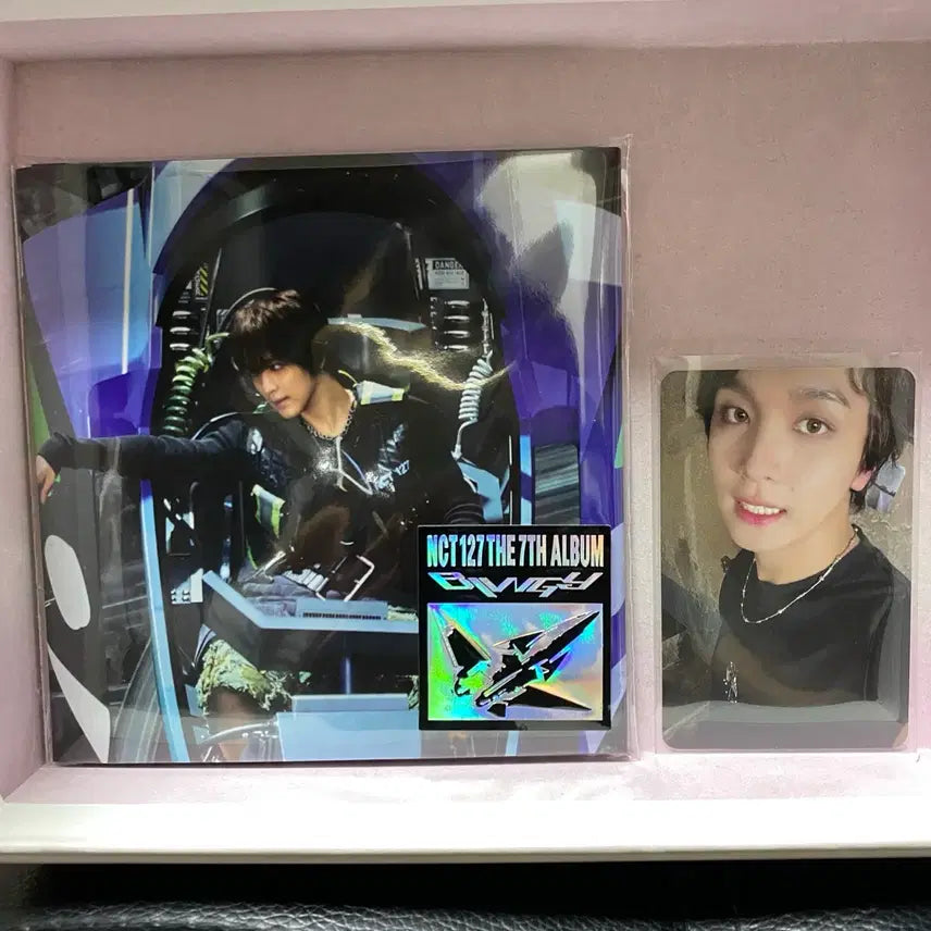 [BUNJANG] NCT 127 Haechan Apple Music Pre-order Exclusive Jet Poster (Bling Ver.) / [애플뮤직 예판특전] 엔시티127 해찬 블링이 제트포스터 Jet Poster ver.