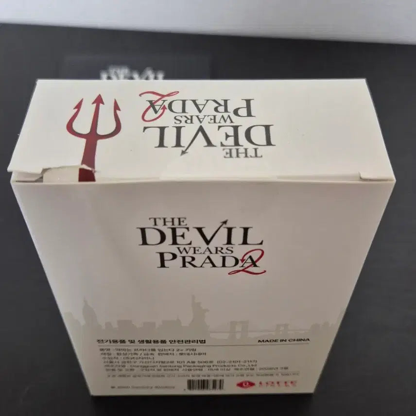 [BUNJANG] The Devil Wears Prada 2 Bag Keychain + Special Edition Sticker Set / 악마는 프라다를 입는다 2 가방 키링+특전 스티커