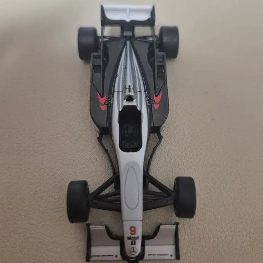 [BUNJANG] Kyosho McLaren MP4-12 Mika Hakkinen 1:64 Scale Model / kyosho 맥라렌 Formula 1 MP4-12