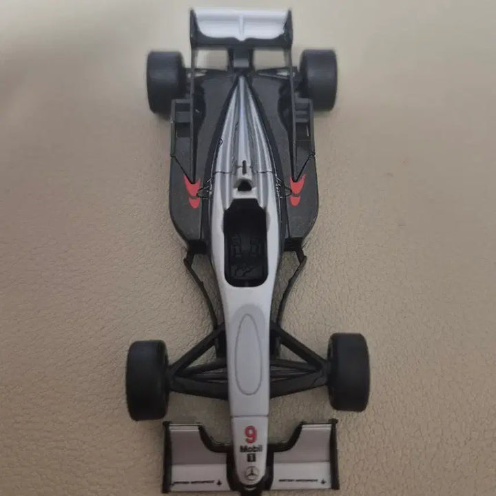 [BUNJANG] Kyosho McLaren MP4-12 Mika Hakkinen 1:64 Scale Model / kyosho 맥라렌 Formula 1 MP4-12
