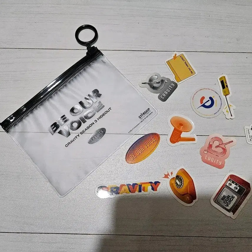 [BUNJANG] BE OUR VOICE Pouch and Sticker Set / BE OUR VOICE 파우치, 스티커