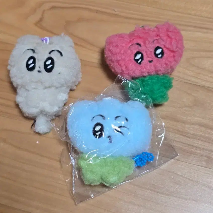 [BUNJANG] NCT Mark Tulip-kun Doll Bundle Set / 마크 튤립군 3종 세트