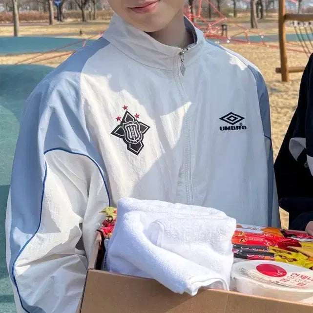 [BUNJANG] Umbro Windbreaker (Yushi) / 엄브로 바람막이 유우시 손민수