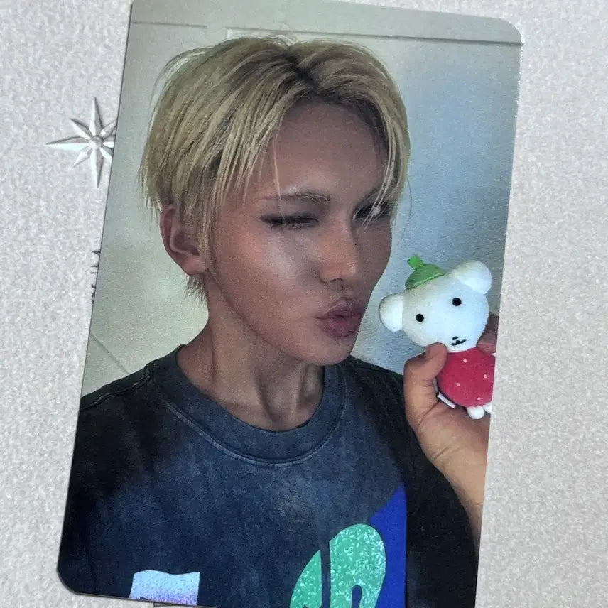 [BUNJANG] XLOV (X-LOVE) Hyuna Lucky Draw Photocard / 엑스러브 XLOV 현 딸기가나디 미공포 포카