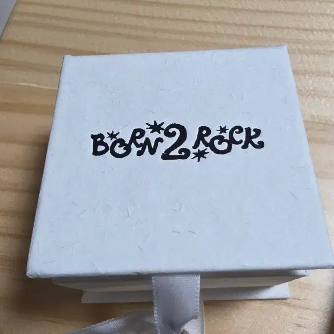 [BUNJANG] QWER 2nd Anniversary Limited Edition Hina Keycap / QWER 2주년 한정 히나 키캡