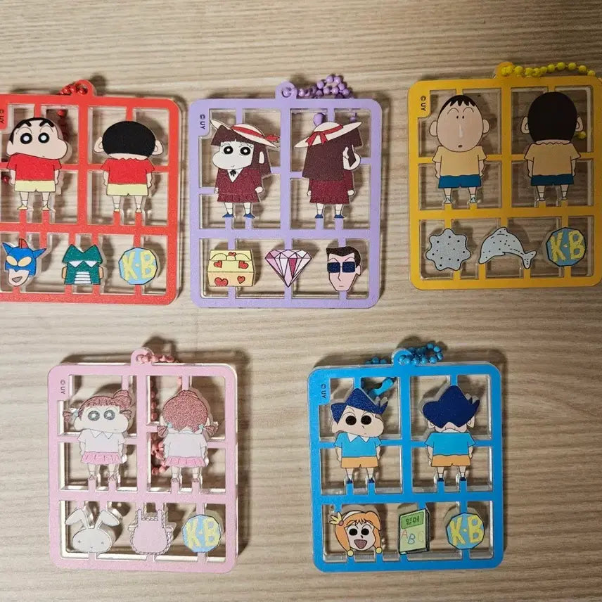 [BUNJANG] Crayon Shin-chan Plastic Model Keychain Bundle Set / 짱구 프라모델 키링 일괄 판매