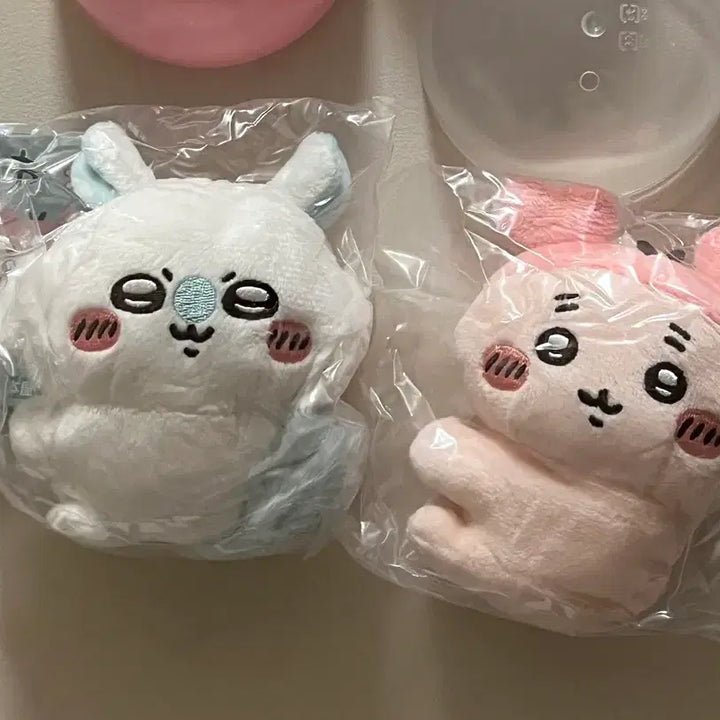 [BUNJANG] Chiikawa Momonga &amp; Kani Clip Plush Toy / 치이카와 먼작귀 집게 인형 클립 모몽가 카니