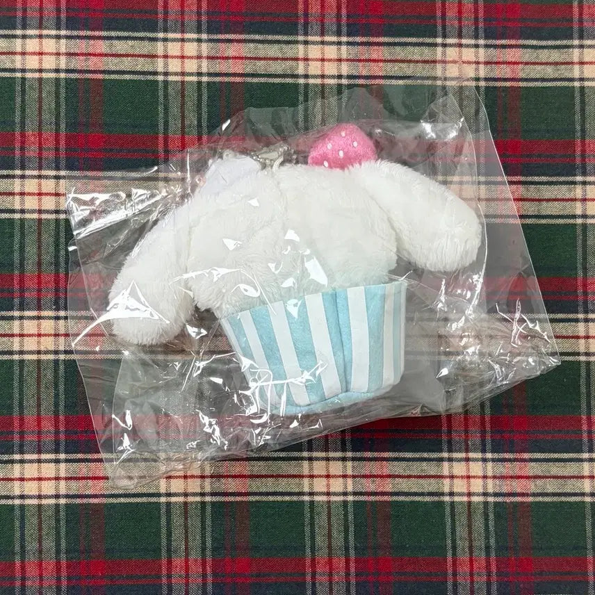 [BUNJANG] Sanrio Cinnamoroll Plush Doll / 산리오 시나모롤 인형