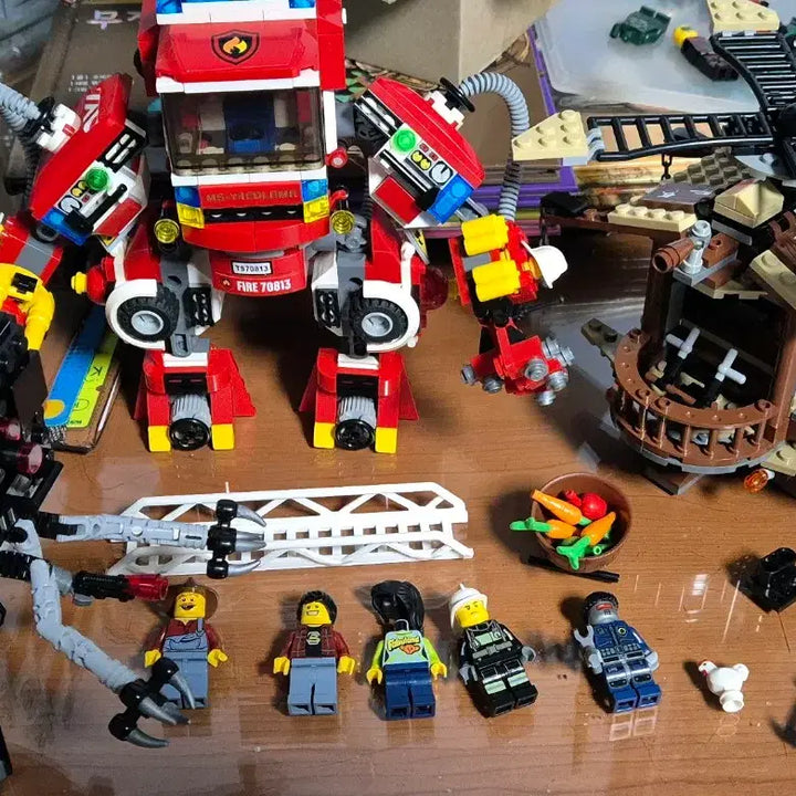 [BUNJANG] LEGO Movie 70813 Rescue Mech / 레고 무비 70813 레스큐 메카