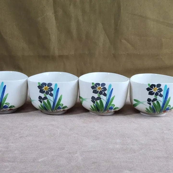 [BUNJANG] Hand-Painted Daffodil Water Bowl Set (4 pcs) / 손그림 수선화 물그릇 4점