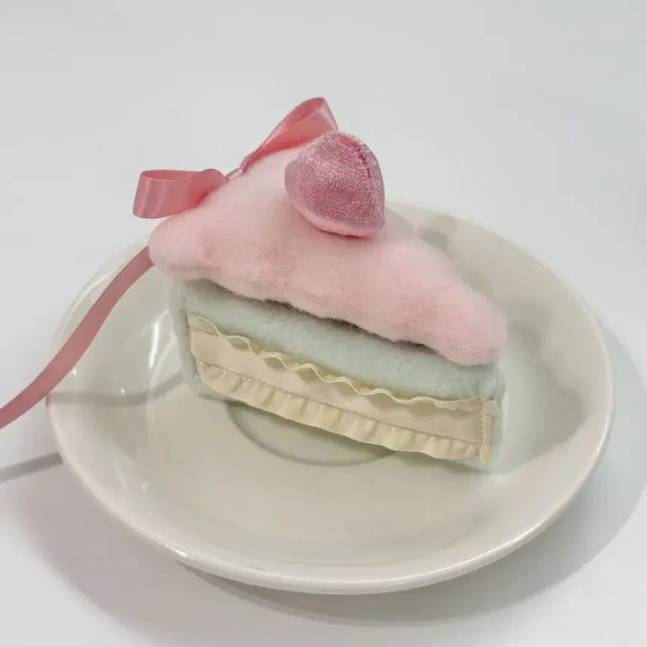 [BUNJANG] Melting Mimore Velvet Strawberry Cake Fabric Box / 멜팅미모어 벨벳 스트로베리 케이크 패브릭 상자