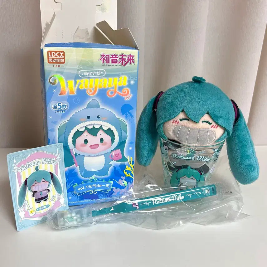 [BUNJANG] Hatsune Miku Wayaaya Doll Toothbrushing Set / 하츠네 미쿠 와야야 인형 양치세트 양치컵 칫솔