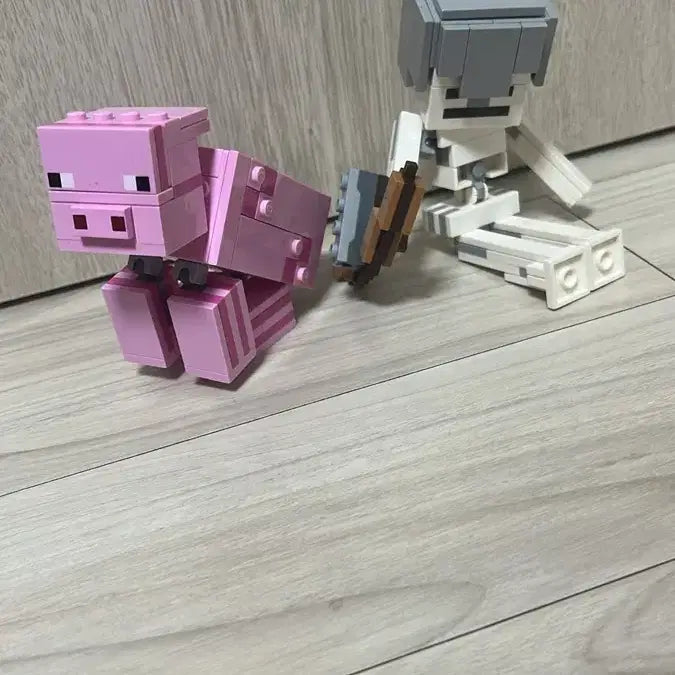 [BUNJANG] LEGO Minecraft Bigfigs: Pig &amp; Skeleton Bundle / 마인크래프트 레고 빅피겨 돼지와 스켈레톤 일괄 정품