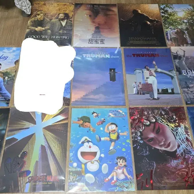 [BUNJANG] Lotte Cinema Cine Archive Posters (A3) Bundle Set - 14 Designs / 롯데시네마 시네 아카이브 포스터 (A3) 14종 일괄 팝니다 (개별가능)