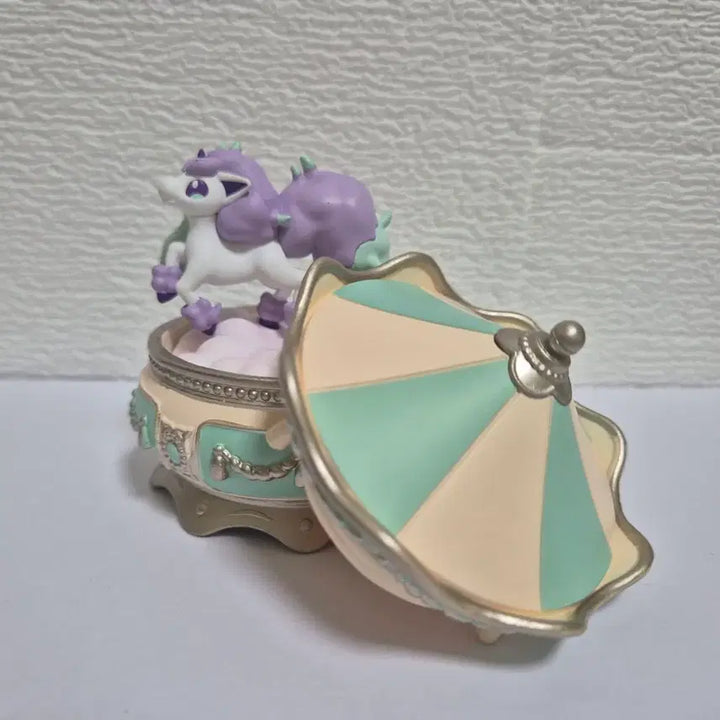 [BUNJANG] Romantic Collection Galarian Ponyta Figure / 로맨틱 컬렉션 가라르 포니타