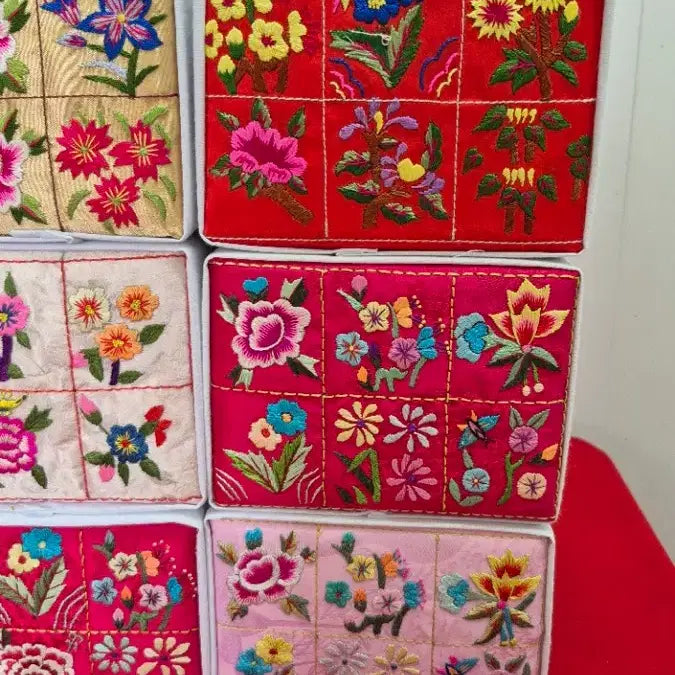 [BUNJANG] Hand-Embroidered Golden Pillow (10-Piece Bundle Set) / 손자수 골침베개