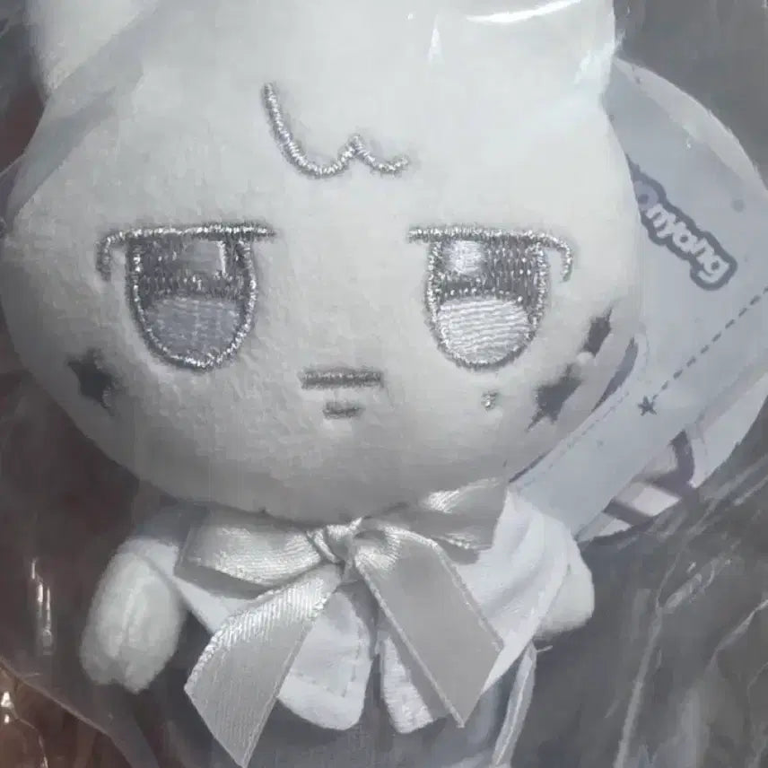[BUNJANG] ATEEZ Wooyoung Wooyonnyang Silver Aniteez Keyring / (포카ㅇ/미개봉/새상품) 에이티즈 우영 우요냥 실버 애니티즈 키링
