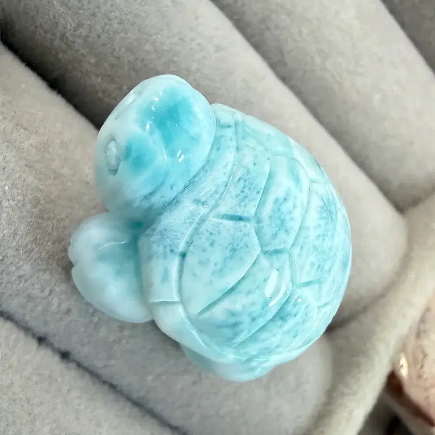 [BUNJANG] Larimar Turtle Carving 53ct / 라리마 거북이 카빙 조각 53ct