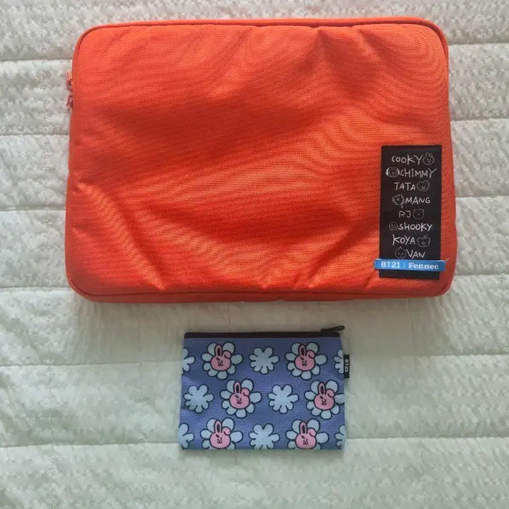 [BUNJANG] BTS Fennec Collaboration BT21 Laptop Pouch / BTS 방탄소년단 Fennec 콜라보 노트북 파우치 BT21
