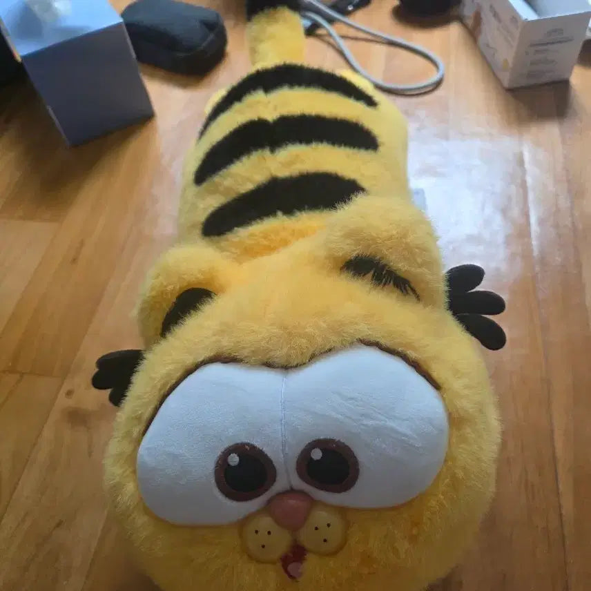 [BUNJANG] Garfield Large Plush Doll (Reclining) / 가필드 대형봉제인형 엎드린 가필드인형