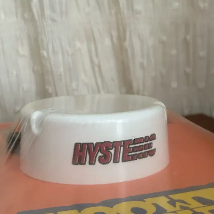 [BUNJANG] Hysteric Glamour Ashtray and Lighter Set / 히스테릭 글래머 Hysteric Glamour 재떨이 라이터 세트