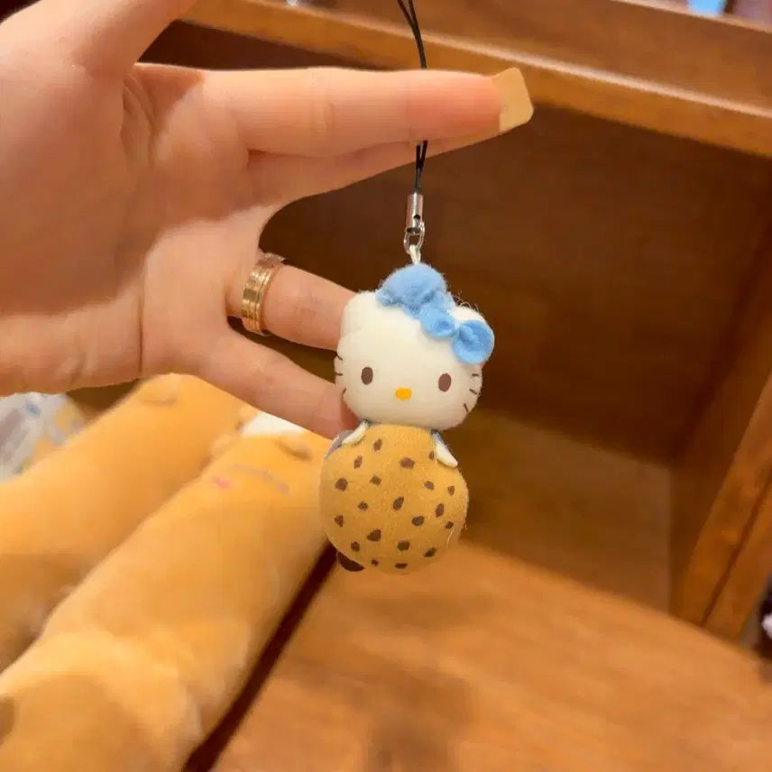 [BUNJANG] Vintage Sanrio Hello Kitty Cookie Dessert Doll Keychain / 고전 산리오 헬로키티 쿠키 디저트 인형 키링