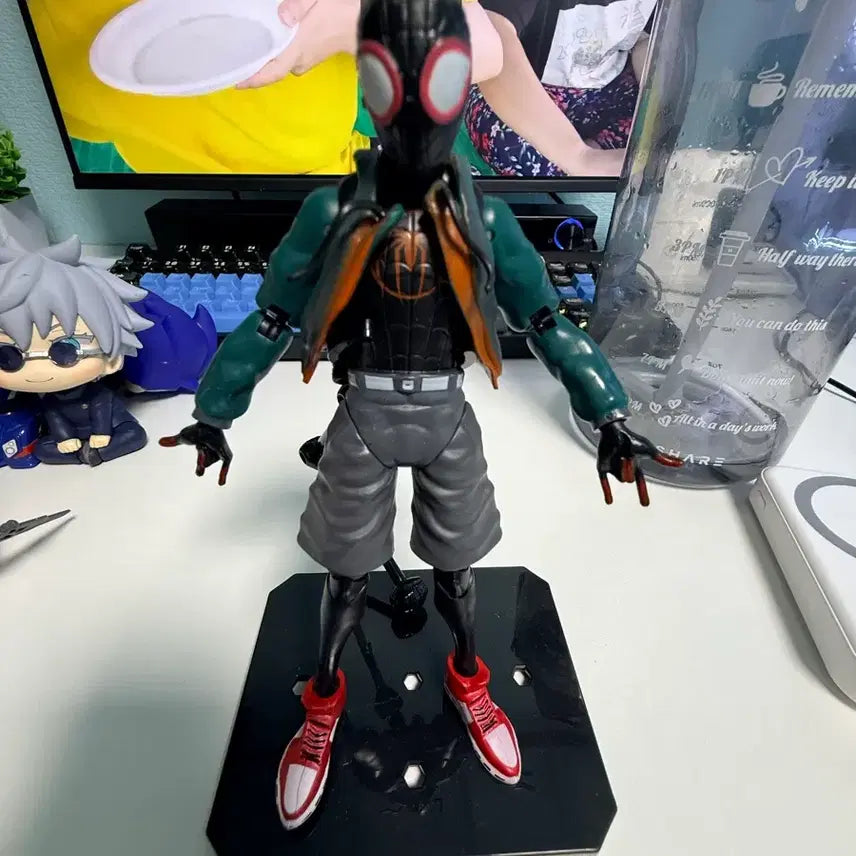 [BUNJANG] Miles Morales Spider-Man Action Figure / (정품X)스파이더맨 피규어 마일즈 모랄레스