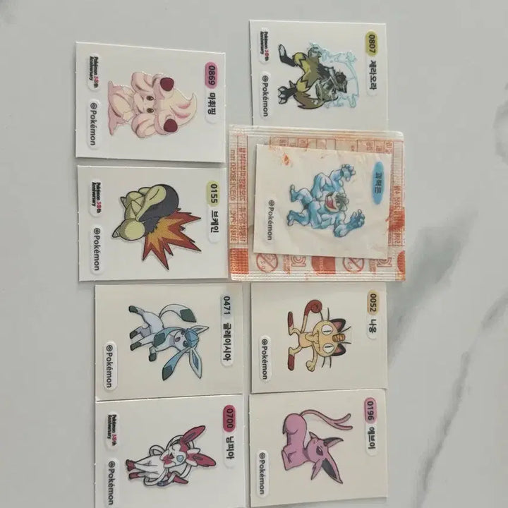 [BUNJANG] Pokemon Stickers &amp; Easel Card Bundle / 포켓몬 띠부씰+이즐카드