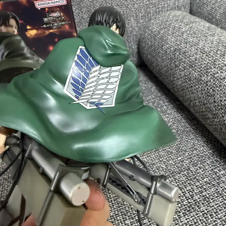 [BUNJANG] Attack on Titan Levi Beast Titan Figure / 진격의거인 짐승거인은 내가 잡는다 리바이b상