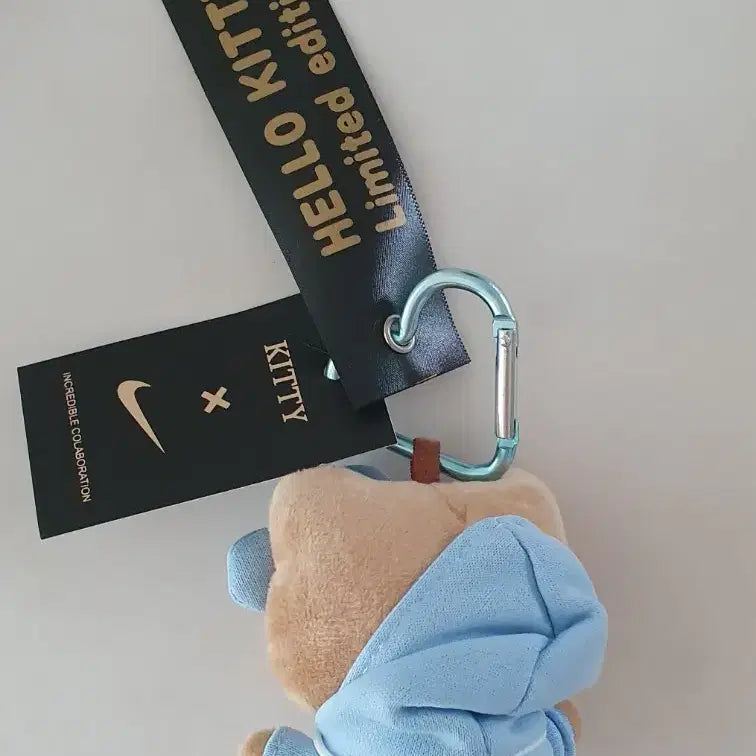 [BUNJANG] Nike x Hello Kitty Basketball Charm Doll Keychain / 나이키 헬로키티 인형 키링