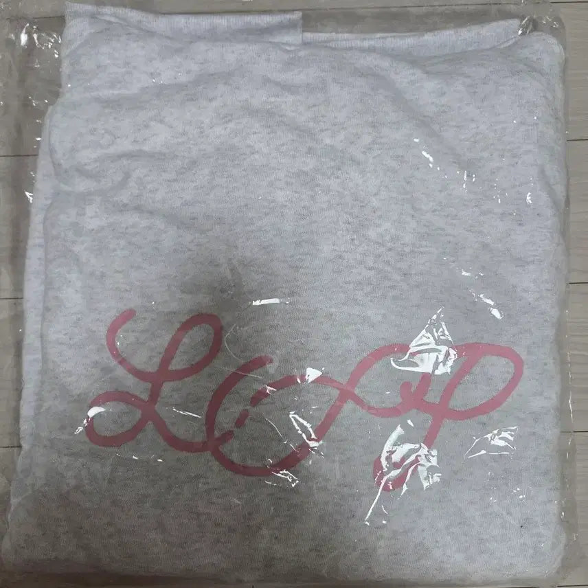 [BUNJANG] I.O.I 10th Anniversary Fan Service Hooded Sweatshirt (Sealed New Product) / 아이오아이 데뷔 10주년 역조공 후드티(미개봉 새제품)