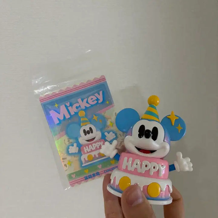 [BUNJANG] Disney Mickey Mouse Happy Birthday Figure / 미키마우스 해피 버스데이 피규어 팝마트