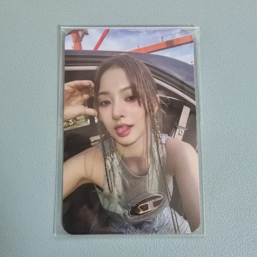 [BUNJANG] fromis_9 Lee Nagyung Yetimall China POB Photocard / 프로미스나인 이나경 예티몰 중국 특전 포토카드 판매 양도