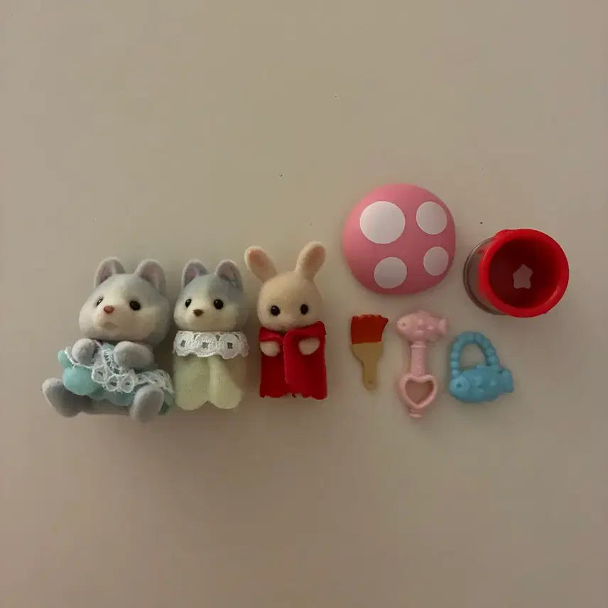 [BUNJANG] Sylvanian Families Blind Bag Husky Baby &amp; Milk Rabbit Bundle Set / 실바니안 블라인드백 아기 허스키 밀크토끼