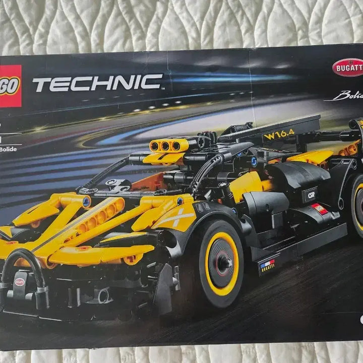[BUNJANG] LEGO Technic Bugatti Bolide 42151 / 레고 테크닉 부가티 볼리드 42151