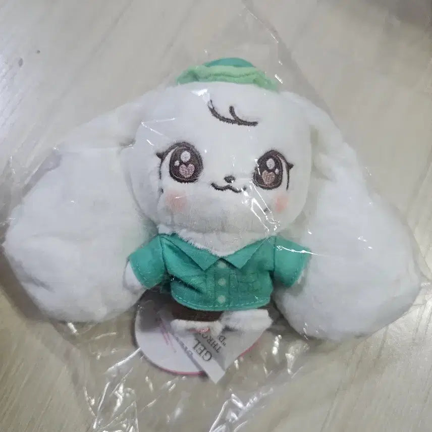 [BUNJANG] IVE Everland MiniBr 02 Keyring Jang Wonyoung / 당일발송 아이브 미니브 에버랜드 02 키링  팝업 엠디 체리 장원영 원영