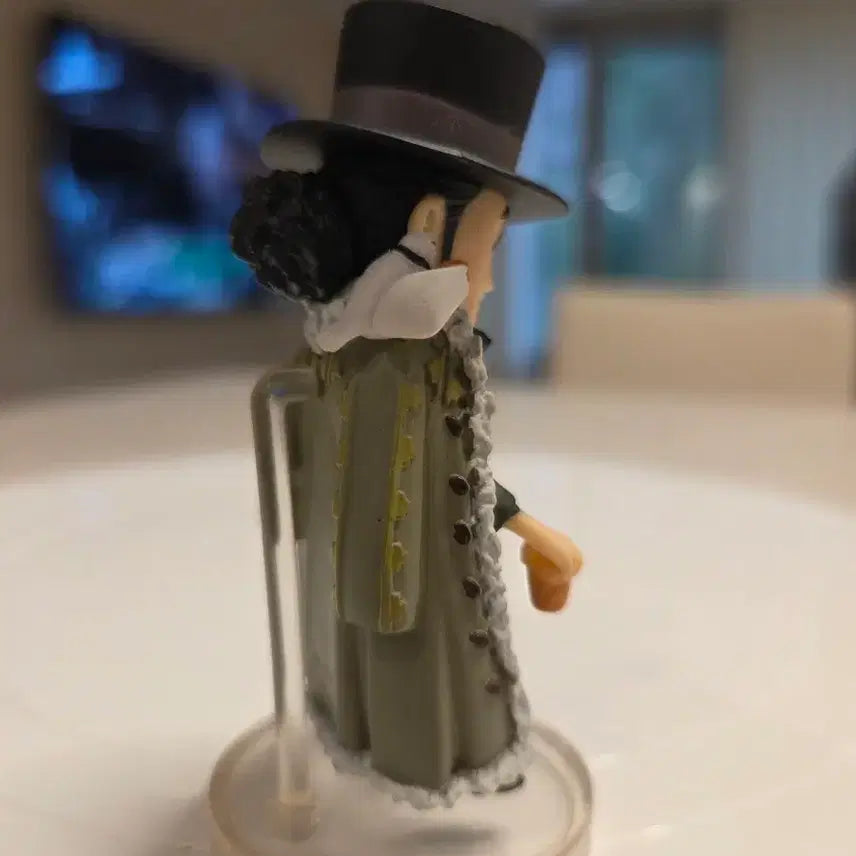 [BUNJANG] One Piece Rob Lucci World Collectable Figure / 원피스 로브 루치 월콜 피규어