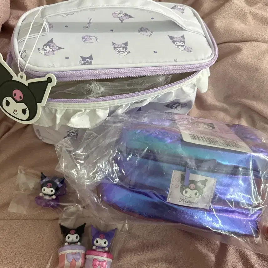 [BUNJANG] Sanrio Kuromi Pouch &amp; Figure Set / 산리오 쿠로미 파우치2종 &amp; 피규어3개(불빛1개/바구니2개) 세트 일괄