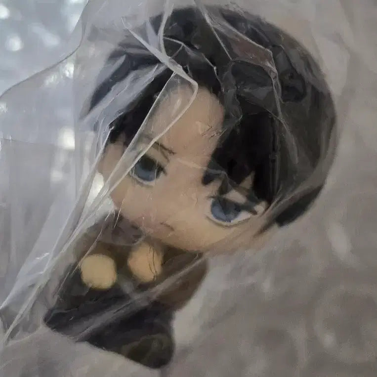 [BUNJANG] Attack on Titan Levi Mechanic Figure / 가격인하 X) 진격의거인 리바이 구제복 마치보케 가챠 피규어