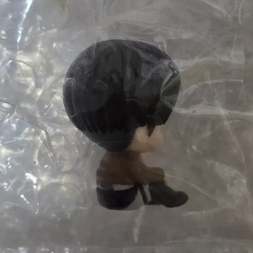 [BUNJANG] Attack on Titan Levi Mechanic Figure / 가격인하 X) 진격의거인 리바이 구제복 마치보케 가챠 피규어