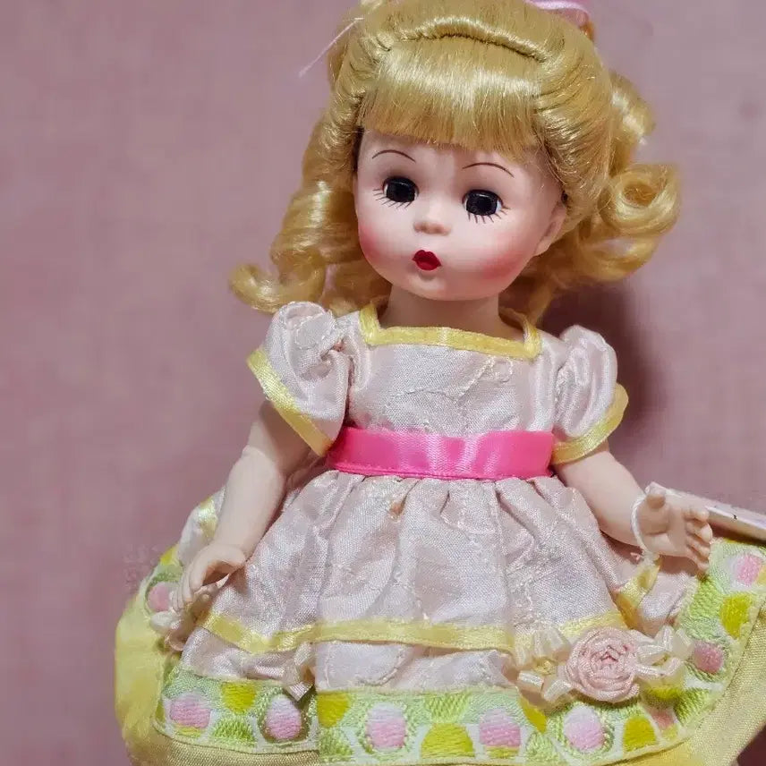 [BUNJANG] Madame Alexander Vintage Doll Silk Outfit / 마담알렉산더