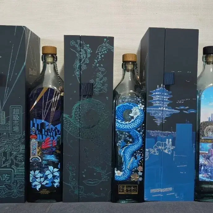 [BUNJANG] Johnnie Walker Artist Collaboration Empty Bottles (James Jean, Tiger, Angel Chen) / 조니워커 제임스 장/호랑이/앤젤 첸 위스키 공병